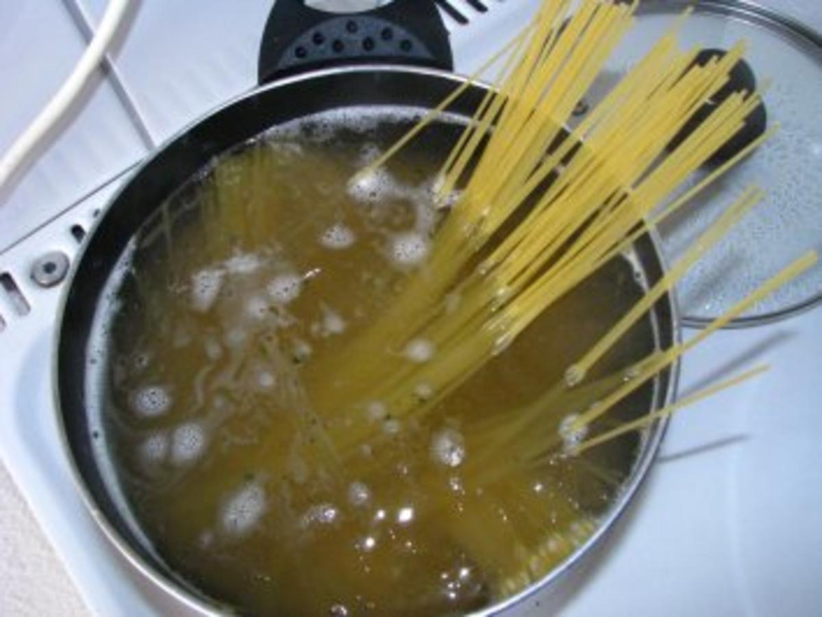 Garnelen in Kräuter-Weißweinsoße mit Spaghetti - Rezept - Bild Nr. 4