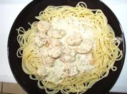 Garnelen in Kräuter-Weißweinsoße mit Spaghetti - Rezept