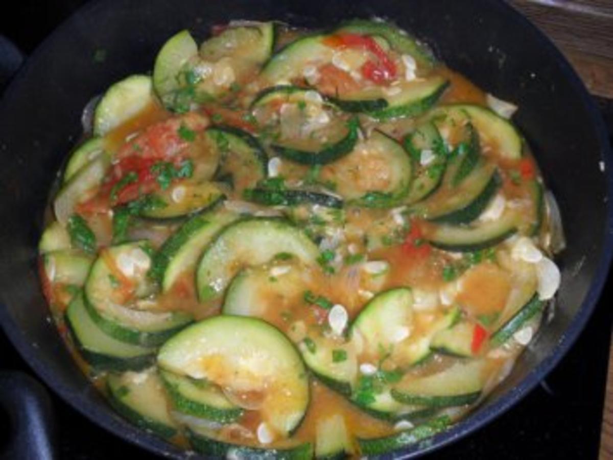 Zucchin-iTomaten Gemüse mit Schalotten und Kräutern Bildern sind online !!!! - Rezept - Bild Nr. 7