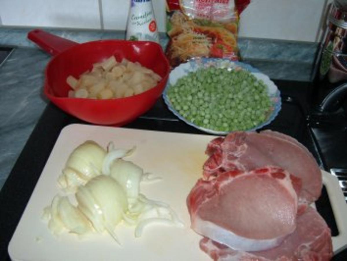 Fleisch : Koteletts im Erbsen-Schwarzwurzel-Bett - Rezept - Bild Nr. 2