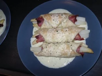 Spargel im Schlafrock - Rezept - Bild Nr. 3