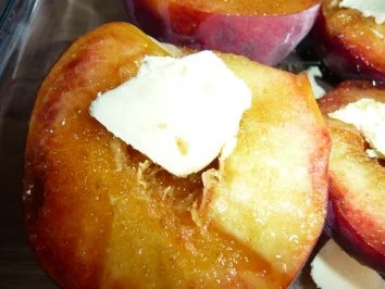 Rezept: Warme Karamell-Vanille Pfirsiche Warme Karamell-Vanille Pfirsiche - Rezept