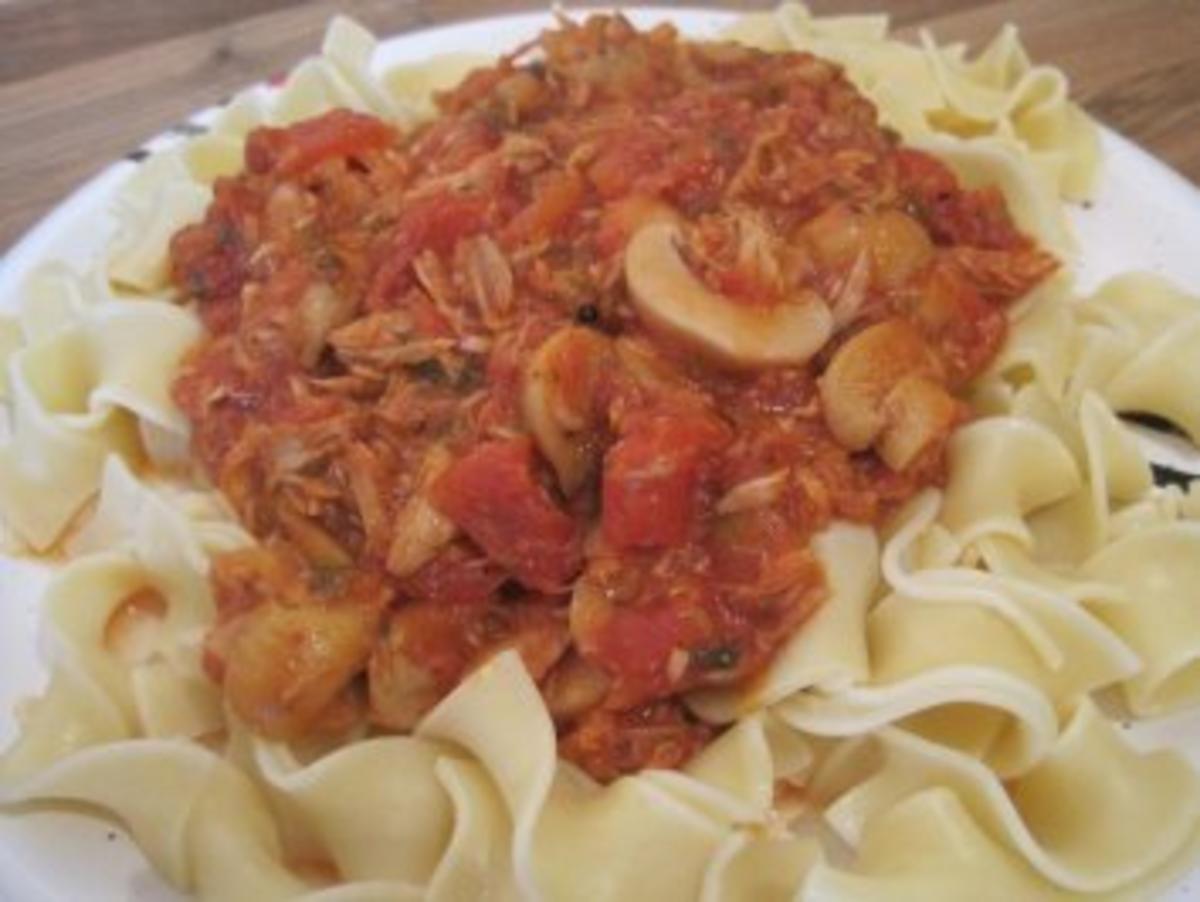 Spaghetti mit Thunfisch-Sosse - Rezept