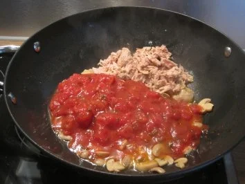 Spaghetti mit Thunfisch-Sosse - Rezept - Bild Nr. 3