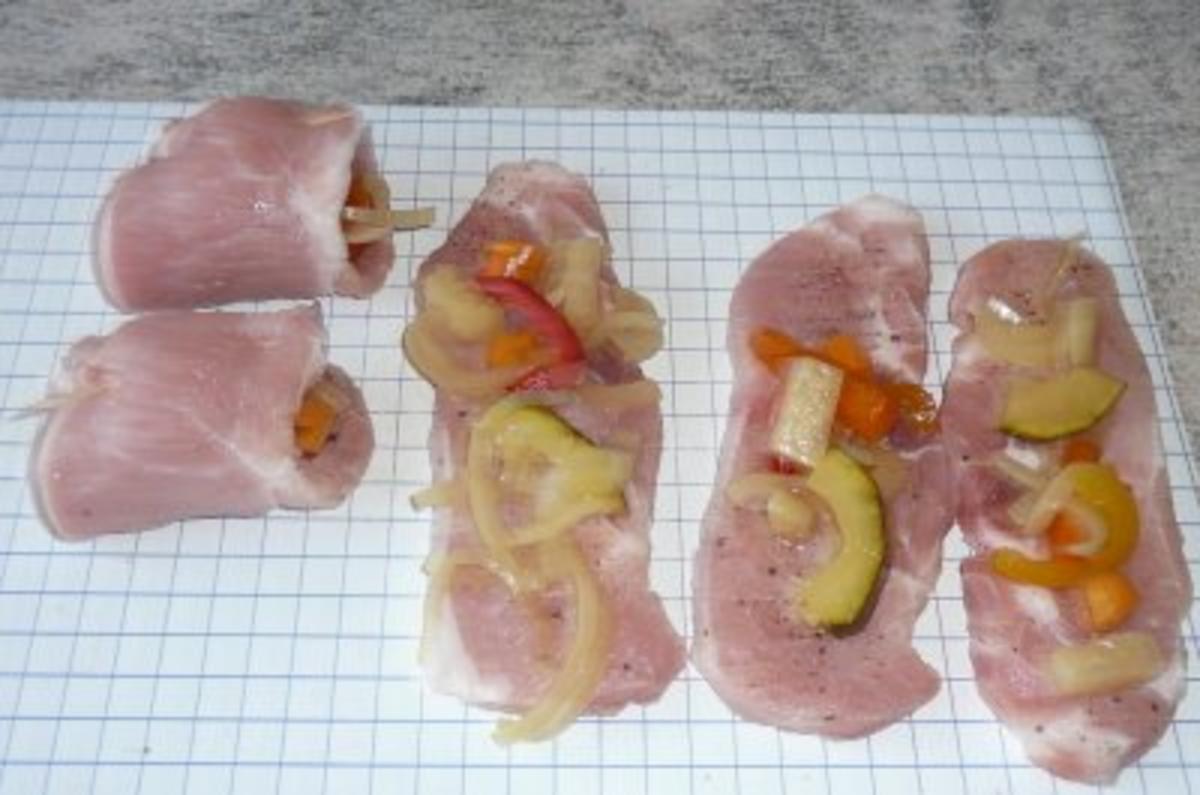 Fleisch: Minutensteak - Röllchen gefüllt mit eingelegtem Sommergemüse - Rezept - Bild Nr. 2