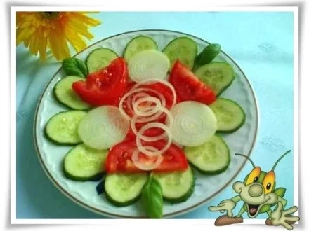Tomaten-Gurken-Salat - Rezept