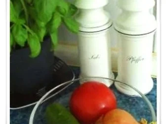 Tomaten-Gurken-Salat - Rezept - Bild Nr. 3