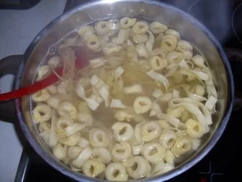 Rezept: Pasta...Gemischte Nudelpfanne Bild Nr. 2 Pasta...Gemischte Nudelpfanne - Rezept - Bild Nr. 2