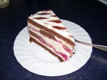 150. Rhabarber-Mandel-Torte - Rezept - Bild Nr. 2
