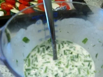 Rezept: Tomaten-Zuccini-Kuchen Bild Nr. 6 Tomaten-Zuccini-Kuchen - Rezept - Bild Nr. 6