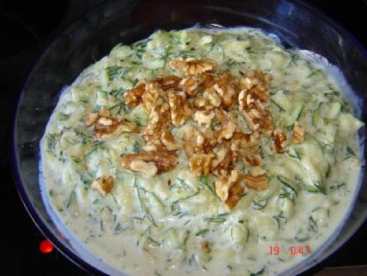 Zucchini- Dill Joghurt (Meze) - Rezept