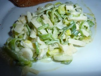 Salate: Porree-Apfel-Salat - Rezept