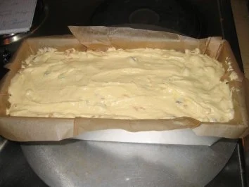 Rezept: Backwaren: Saftiger Früchte/ Königskuchen Bild Nr. 3 Backwaren: Saftiger Früchte/ Königskuchen - Rezept - Bild Nr. 3