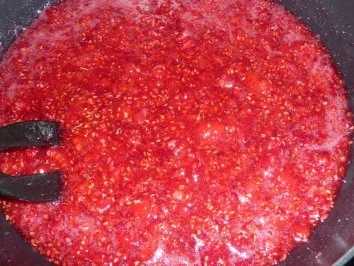 Rezept: Himbeermarmelade Bild Nr. 2 Himbeermarmelade - Rezept - Bild Nr. 2