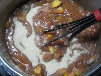 Rezept: Pfirsich-Sangria Konfitüre Bild Nr. 4 Pfirsich-Sangria Konfitüre - Rezept - Bild Nr. 4