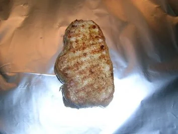 Rezept: Duroc (Eichel-)Schweinesteaks im Überraschungspäckchen mit Tortilla und Pfifferlingen Bild Nr. 3 Duroc (Eichel-)Schweinesteaks im Überraschungspäckchen mit Tortilla und Pfifferlingen - Rezept - Bild Nr. 3