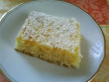 Rezept: Bienenstich Bild Nr. 4 Bienenstich - Rezept - Bild Nr. 4