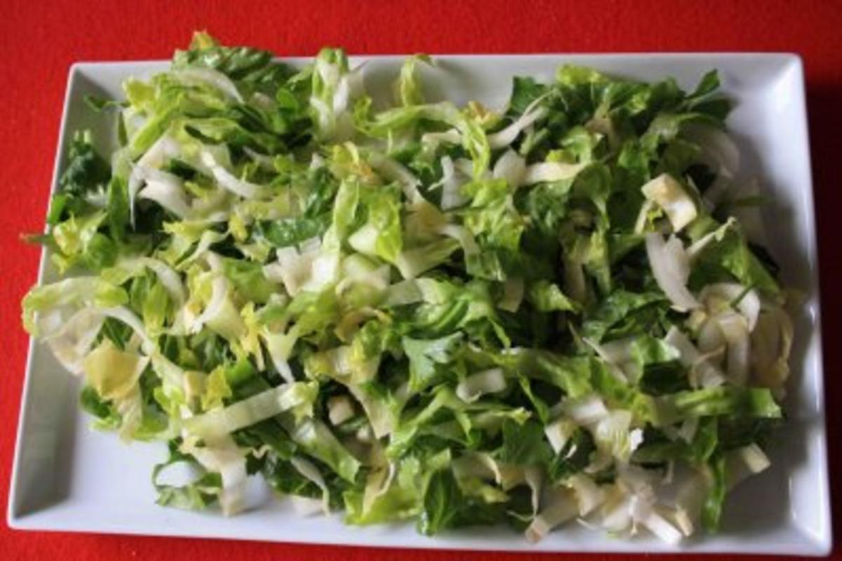 Sommerlicher Salat mit gebratener Avocado - Rezept