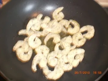 Rezept: Bandnudeln in Bärlauch-Hummer-Sauce mit Scampi Bild Nr. 4 Bandnudeln in Bärlauch-Hummer-Sauce mit Scampi - Rezept - Bild Nr. 4