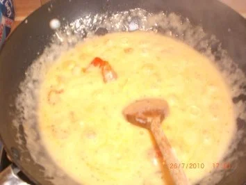 Rezept: Bandnudeln in Bärlauch-Hummer-Sauce mit Scampi Bild Nr. 6 Bandnudeln in Bärlauch-Hummer-Sauce mit Scampi - Rezept - Bild Nr. 6