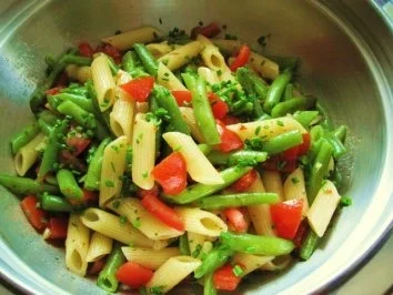 Erfrischender Nudelsalat ... - Rezept - Bild Nr. 7