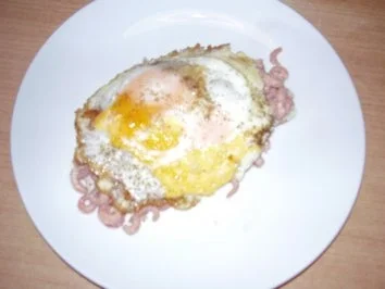 "Husumer" Krabbenbrot mit Spiegelei - Rezept