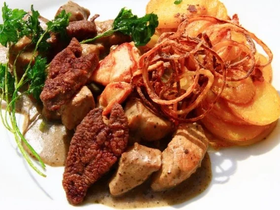 Altwiener  Hos`ntürlfleisch oder Katzengschroa - Rezept