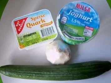 Rezept: Dip: Tzatziki ... nach unserem Geschmack Dip: Tzatziki ... nach unserem Geschmack - Rezept