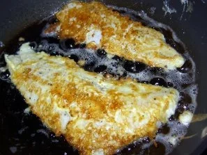 Rezept: Seehechtfilet in Parmesan-Ei-Hülle Bild Nr. 7 Seehechtfilet in Parmesan-Ei-Hülle - Rezept - Bild Nr. 7