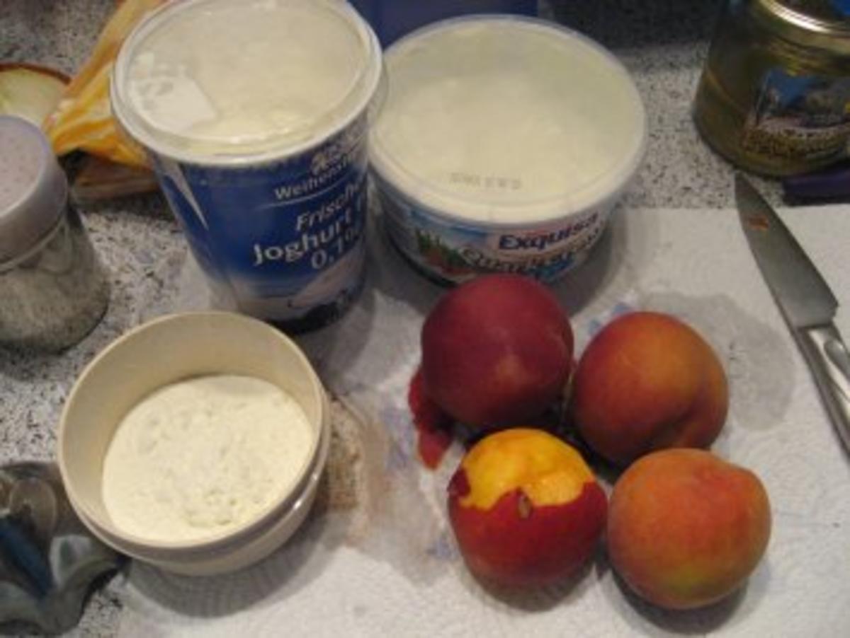 Eis- Pfirsich mit Joghurt und Quark - Rezept Eingereicht von ronja2008