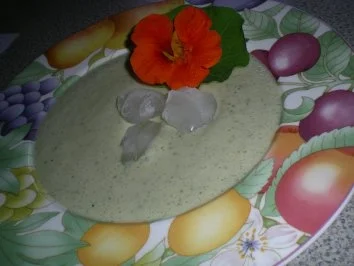 Rezept: geeiste Gurken Suppe Bild Nr. 4 geeiste Gurken Suppe - Rezept - Bild Nr. 4