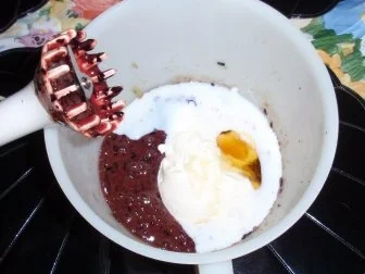 Blaubeer-Cremefraiche-Buttermilch-Eis - Rezept - Bild Nr. 4