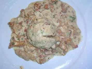 Pfifferlingragout mit selbstgemachten Semmelknödeln - wer Pfifferlinge in der Kombi mag - - Rezept - Bild Nr. 6