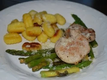 Spargel-Gnocchi-Pfanne mit Schweinefilet - Rezept - Bild Nr. 2