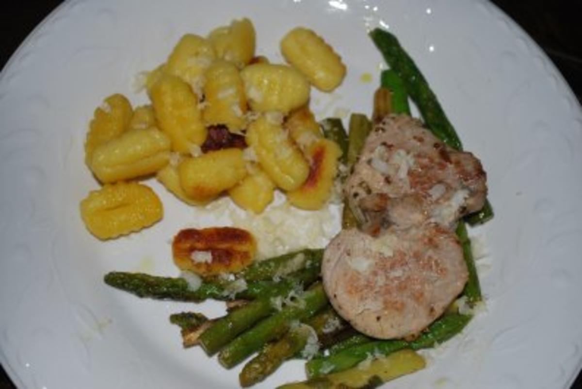 Spargel-Gnocchi-Pfanne mit Schweinefilet - Rezept - Bild Nr. 3