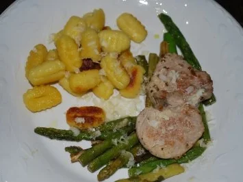 Spargel-Gnocchi-Pfanne mit Schweinefilet - Rezept - Bild Nr. 3