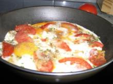 Tomatenpfanne mit Eiern - Rezept