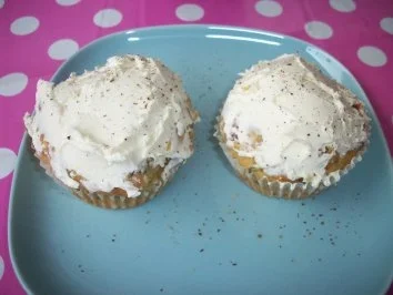 Rezept: Paprika-Schinken Muffins mit Cup Bild Nr. 2 Paprika-Schinken Muffins mit Cup - Rezept - Bild Nr. 2