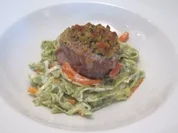 Kalbsfilet mit Bärlauchkruste und Estate Pasta - Rezept