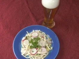 Spätzlesalat mit Weißwurscht - Rezept - Bild Nr. 2