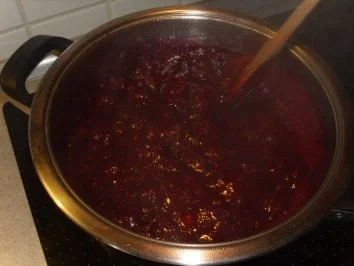 Rezept: Eingemachtes: Heidelbeermarmelade Bild Nr. 3 Eingemachtes: Heidelbeermarmelade - Rezept - Bild Nr. 3
