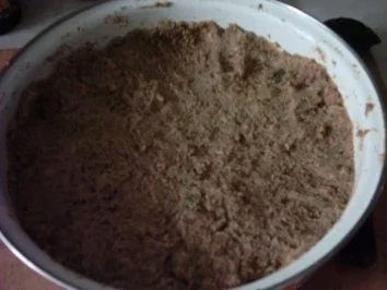 Rosmarin-Gulasch mit Rotkohl und Roggenbrotknödel - Rezept - Bild Nr. 8