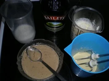 Rezept: Eis: Baileys Capuccino Eiscreme Bild Nr. 2 Eis: Baileys Capuccino Eiscreme - Rezept - Bild Nr. 2