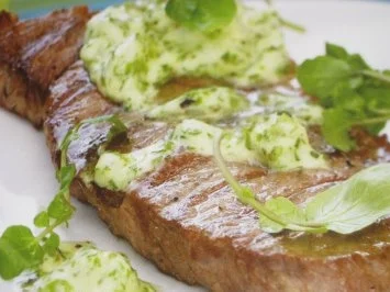 Rezept: Rindersteaks mit Kressebutter Rindersteaks mit Kressebutter - Rezept
