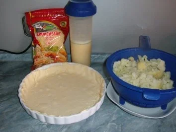 Rezept: Blumenkohl - Blätterteig -Torte Bild Nr. 2 Blumenkohl - Blätterteig -Torte - Rezept - Bild Nr. 2