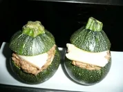 GRILL: KUGELZUCCHINI gefüllt - Rezept