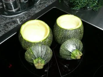 GRILL: KUGELZUCCHINI gefüllt - Rezept - Bild Nr. 4