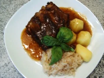 Rezept: Schälrippchen mit Sauerkraut Schälrippchen mit Sauerkraut - Rezept