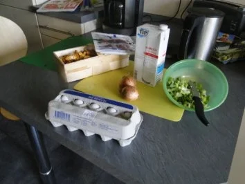 Rezept: An alle Pilzliebhaber " Pfifferlingskuchen " (Fotos) Bild Nr. 2 An alle Pilzliebhaber " Pfifferlingskuchen " (Fotos) - Rezept - Bild Nr. 2