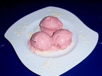 Himbeer-Kiwi-Joghurt-Sahne-Eis - Rezept - Bild Nr. 8